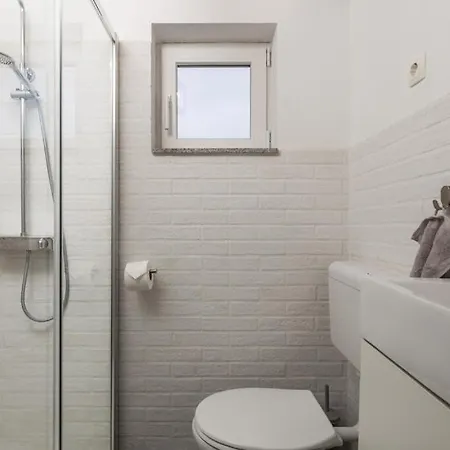Toto I Lala Apartman
